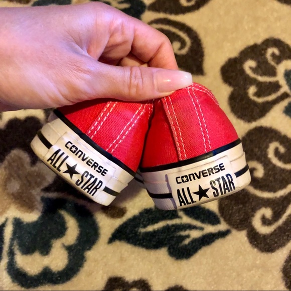 Pink Converse - Picture 3 of 3